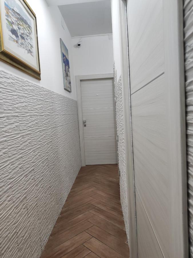 Cuscino E Cornetto Bed & Breakfast Salerno Exterior photo
