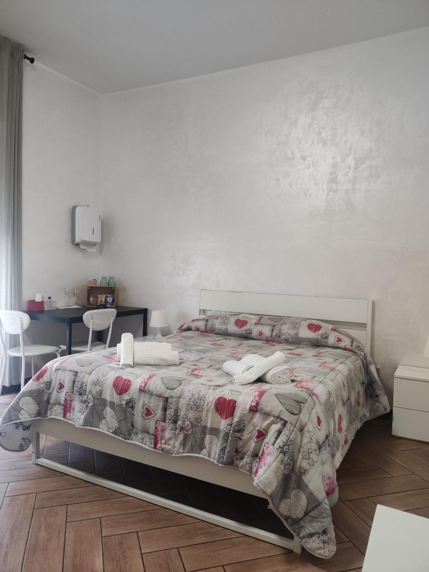 Cuscino E Cornetto Bed & Breakfast Salerno Exterior photo