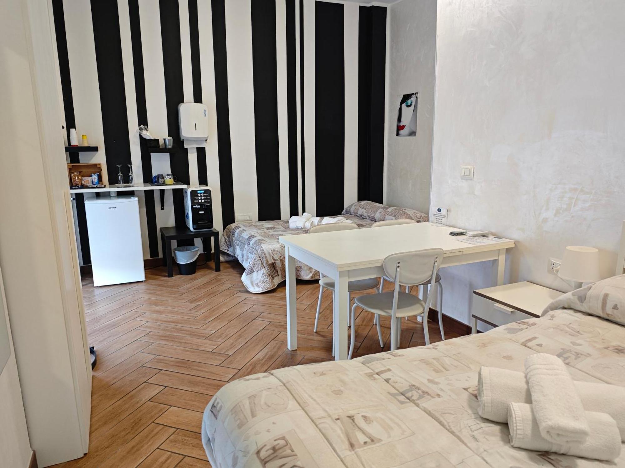 Cuscino E Cornetto Bed & Breakfast Salerno Exterior photo